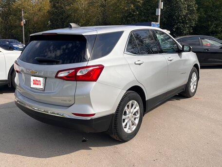 2020 Chevrolet Equinox III, серый, 1770000 рублей, вид 5