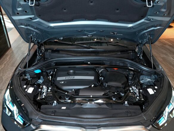 2024 BMW X2 sDrive25i II (U10), серый, 5200000 рублей - вид 22