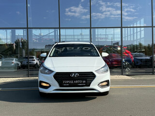 2017 Hyundai Solaris II, белый, 830000 рублей, вид 1