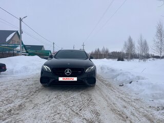 2020 Mercedes-Benz E-Класс 200 V (W213, S213, C238), чёрный, 4100000 рублей, вид 1