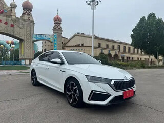 2023 Skoda Octavia IV (A8), белый, 1760444 рублей, вид 3