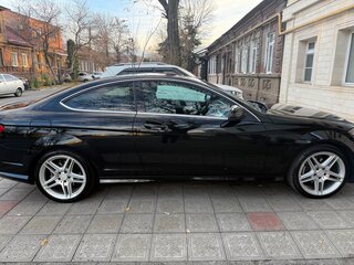 2014 Mercedes-Benz C-Класс 250 III (W204) Рестайлинг, чёрный, 800000 рублей, вид 2