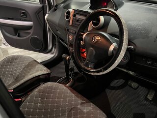 2003 Toyota Ist I, серый, 450000 рублей, вид 4