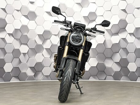 2024 Honda CB 650R, серый, 1177000 рублей, вид 5