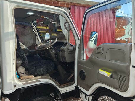 1995 Isuzu Elf (N-series), белый, 1650000 рублей, вид 5