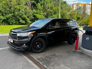 2014 Toyota Highlander III (XU50), чёрный, 2100000 рублей, вид 1