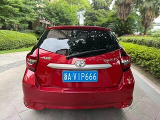 2022 Toyota Vios III Рестайлинг, красный, 1010000 рублей, вид 5