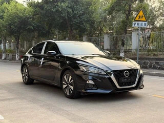 2022 Nissan Altima VI (L34), чёрный, 1668000 рублей, вид 2