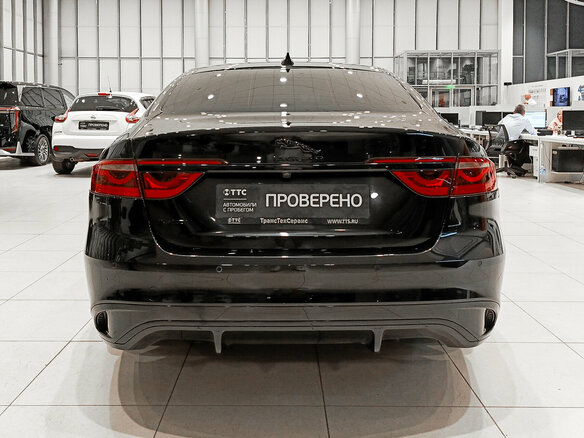 2023 Jaguar XF II Рестайлинг, чёрный, 4680000 рублей - вид 5