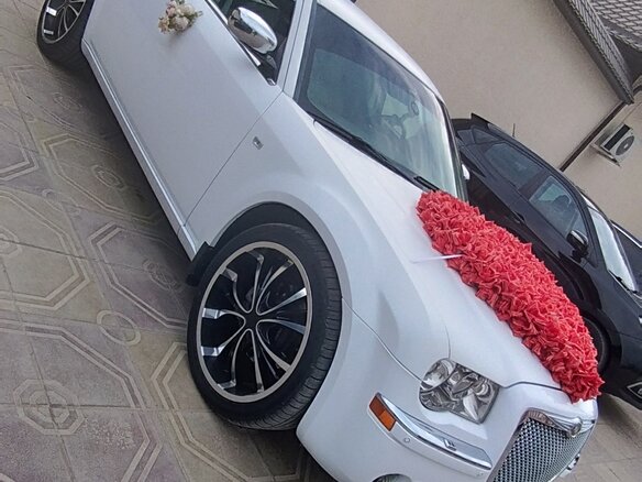 2008 Chrysler 300C I, белый, 1790000 рублей - вид 13