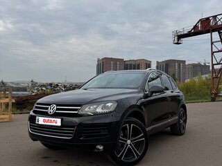 2013 Volkswagen Touareg II, чёрный, 2150000 рублей, вид 1