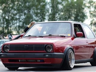 1984 Volkswagen Golf II, красный, 990000 рублей, вид 5