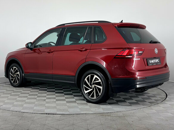 2019 Volkswagen Tiguan II, красный, 1850000 рублей - вид 6