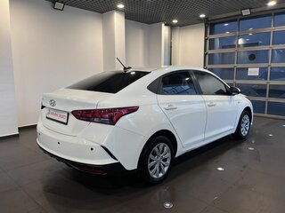 2020 Hyundai Solaris II Рестайлинг, белый, 1230000 рублей, вид 3