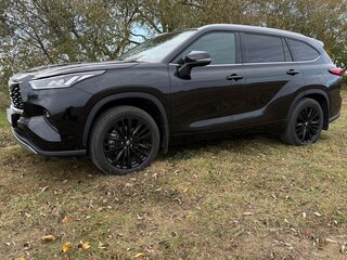 2024 Toyota Highlander IV (XU70), чёрный, 4910000 рублей, вид 1