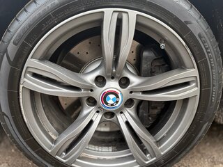 2013 BMW 5 серии 530d xDrive VI (F10/F11/F07), чёрный, 2000000 рублей, вид 3