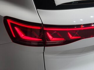 2025 Volkswagen Touareg III Рестайлинг, белый, 9970000 рублей, вид 5