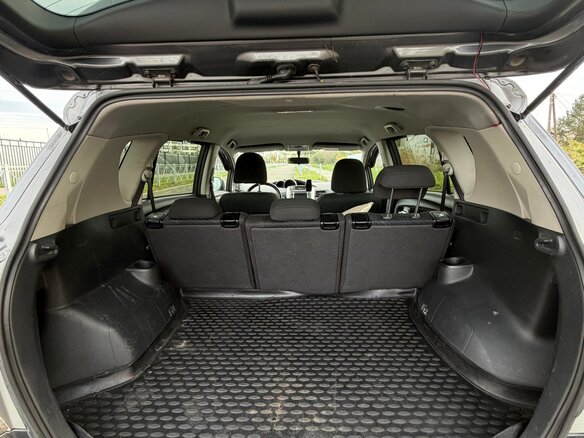 2012 Toyota Verso I, серый, 850000 рублей - вид 10