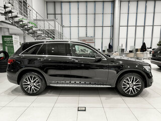 2020 Mercedes-Benz GLC 300 e I (X253) Рестайлинг, чёрный, 4850000 рублей, вид 4