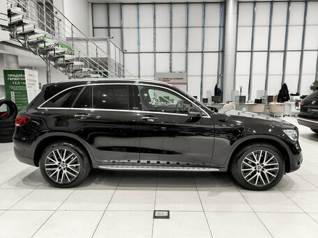 2020 Mercedes-Benz GLC 300 e I (X253) Рестайлинг, чёрный, 4750000 рублей, вид 4