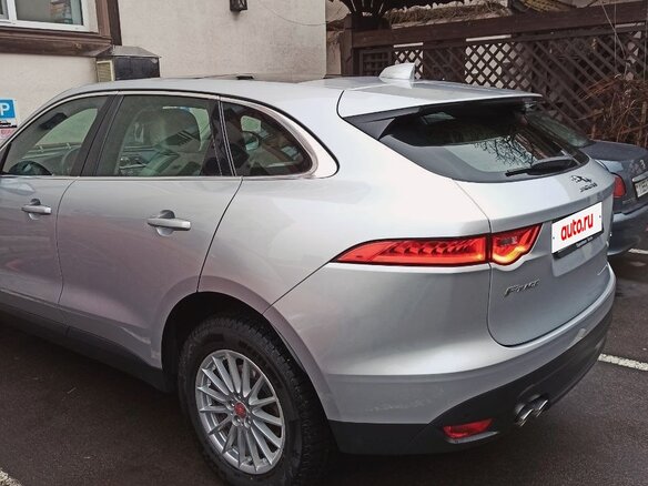 2018 Jaguar F-Pace I, серебристый, 2000000 рублей - вид 5