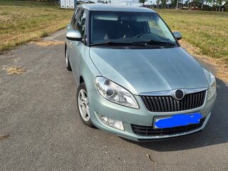 2011 Skoda Fabia II Рестайлинг, зелёный, 490000 рублей, вид 2