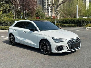 2023 Audi A3 Sportback 35 TFSI IV (8Y), белый, 2100000 рублей, вид 1