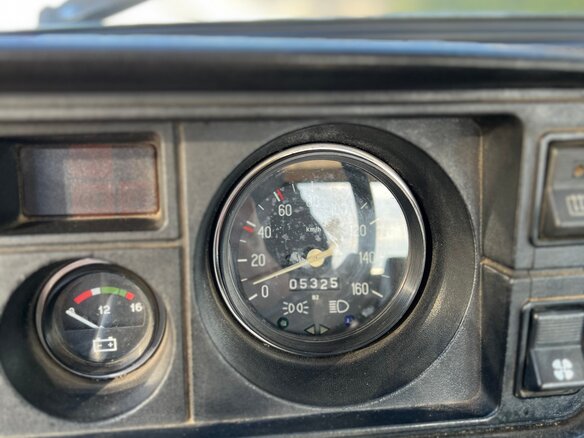 1991 Lada (ВАЗ) 2105, бежевый, 175000 рублей - вид 7
