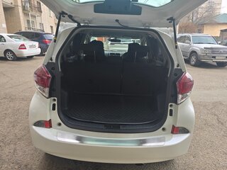 2015 Toyota Ractis II, белый, 1100000 рублей, вид 5