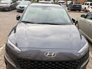2022 Hyundai Kona I Рестайлинг, серый, 2400000 рублей, вид 2