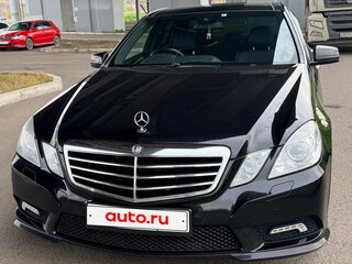2010 Mercedes-Benz E-Класс 250 5G-Tronic IV (W212, S212, C207), чёрный, 1499000 рублей, вид 2