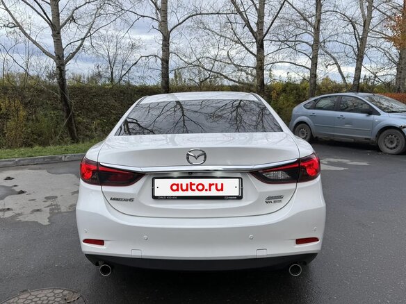 2018 Mazda 6 III (GJ) Рестайлинг, белый, 2300000 рублей - вид 5
