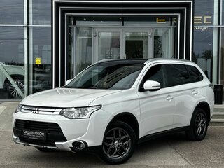 2014 Mitsubishi Outlander III, белый, 1130000 рублей, вид 1