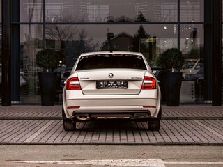 2019 Skoda Octavia III (A7) Рестайлинг, белый, 1625000 рублей, вид 5