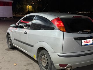 2001 Ford Focus I Рестайлинг, серебристый, 200000 рублей, вид 5