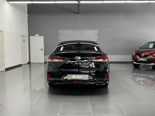 2018 Hyundai Sonata VII (LF) Рестайлинг, чёрный, 1560000 рублей, вид 4