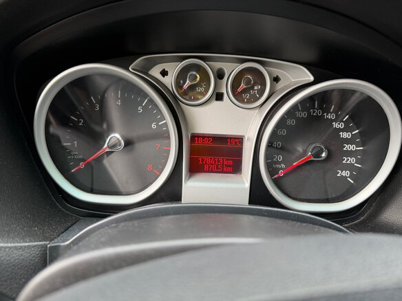 2010 Ford Focus II Рестайлинг, синий, 550000 рублей - вид 14