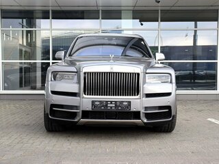 2021 Rolls-Royce Cullinan I (Series I), серый, 28900000 рублей, вид 2