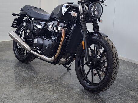 2023 Triumph Speed Twin, чёрный, 919000 рублей, вид 3