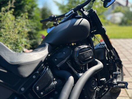 2019 Harley-Davidson Fat Bob, зелёный, 1400000 рублей, вид 1