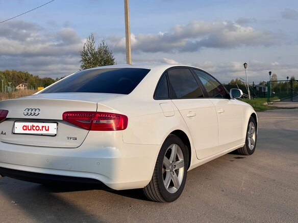 2013 Audi A4 IV (B8) Рестайлинг, белый, 1090000 рублей - вид 8