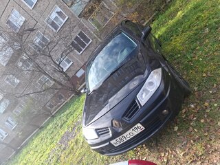 2008 Renault Megane II Рестайлинг, чёрный, 330000 рублей, вид 1