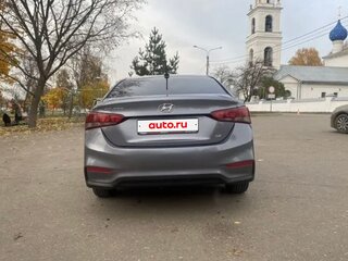2018 Hyundai Solaris II, серый, 1370000 рублей, вид 4