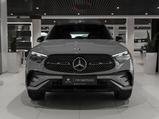 2026 Mercedes-Benz GLC 300 II (X254), серый, 9300000 рублей, вид 3