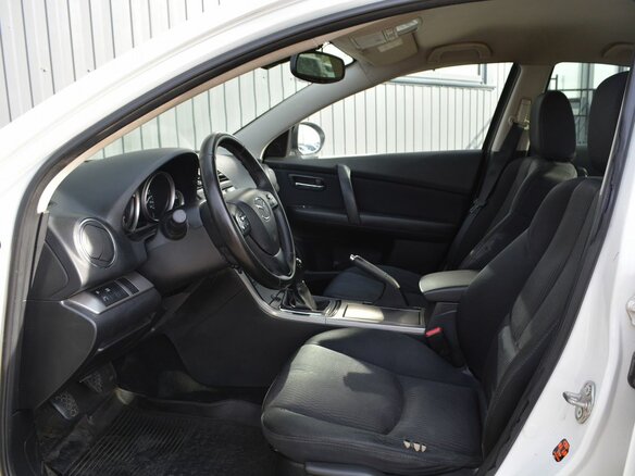 2010 Mazda 6 II (GH) Рестайлинг, белый, 659999 рублей - вид 11