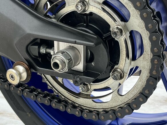 2018 Yamaha MT-09 (FZ-09), белый, 800000 рублей - вид 35