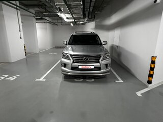 2013 Lexus LX 570 III Рестайлинг, серебристый, 5100000 рублей, вид 1