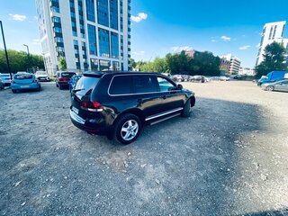 2007 Volkswagen Touareg I Рестайлинг, чёрный, 1200000 рублей, вид 2