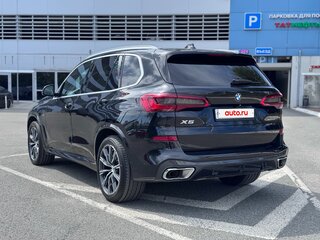 2019 BMW X5 30d IV (G05/G18), чёрный, 5350000 рублей, вид 3