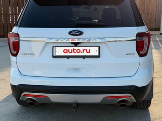 2017 Ford Explorer V Рестайлинг 2, белый, 2470000 рублей, вид 5
